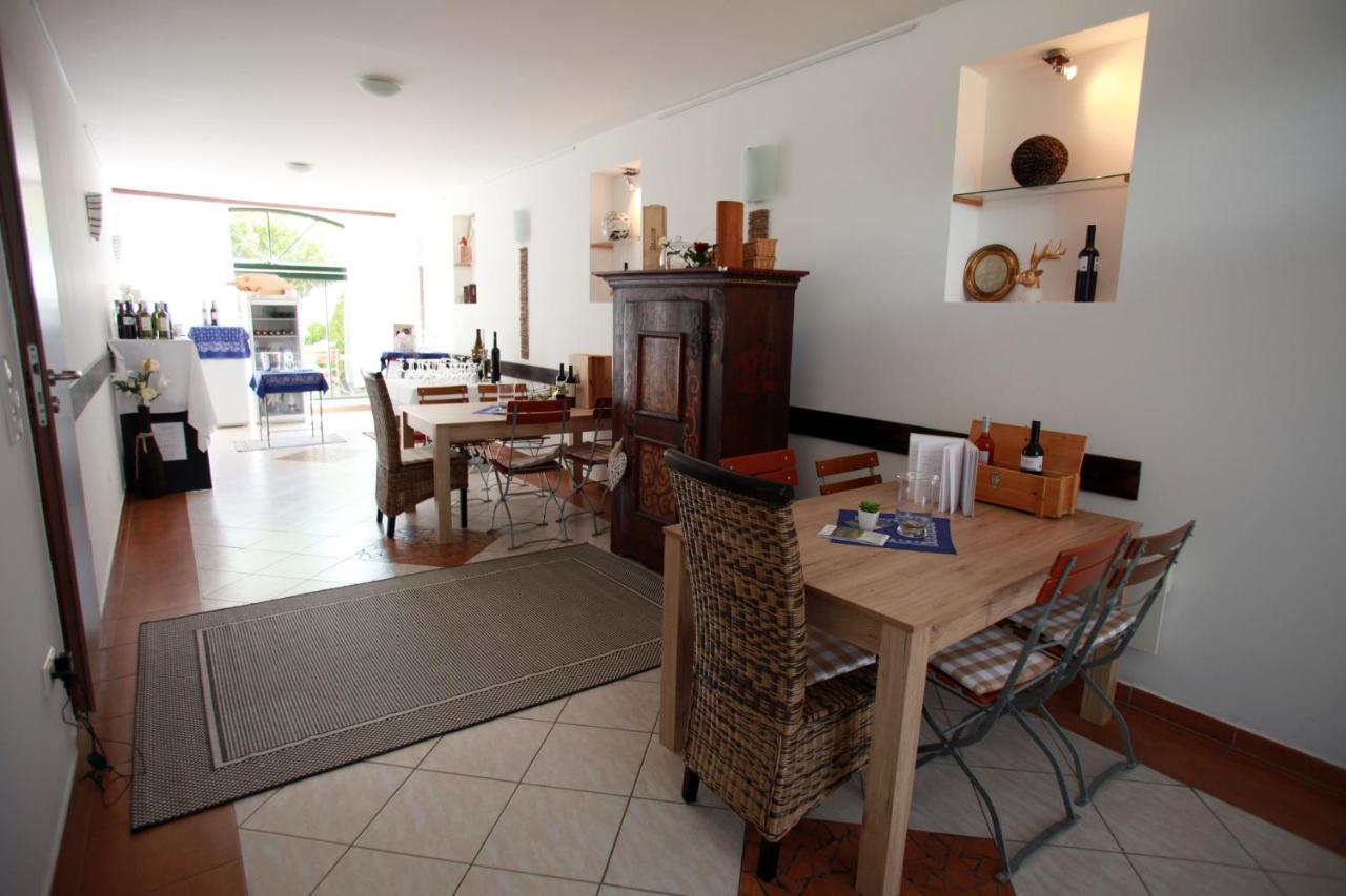 Landhaus Klambauer Ferienapartments Thermennaehe St Martins Therme فرونكرشن المظهر الخارجي الصورة